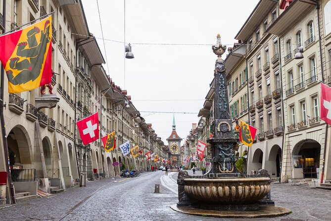 Bern Scavenger Hunt and Highlights Self-Guided Tour - Accessibility and Group Experience