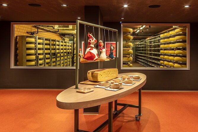 Bern Small-Group Day Trip from Lucerne With Emmental Dairy Visit - Honest Insights Based on Reviews