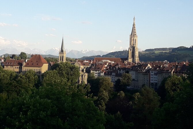 Bern Walking WarpSpeed Tour with Local Expert Guide - Key Points