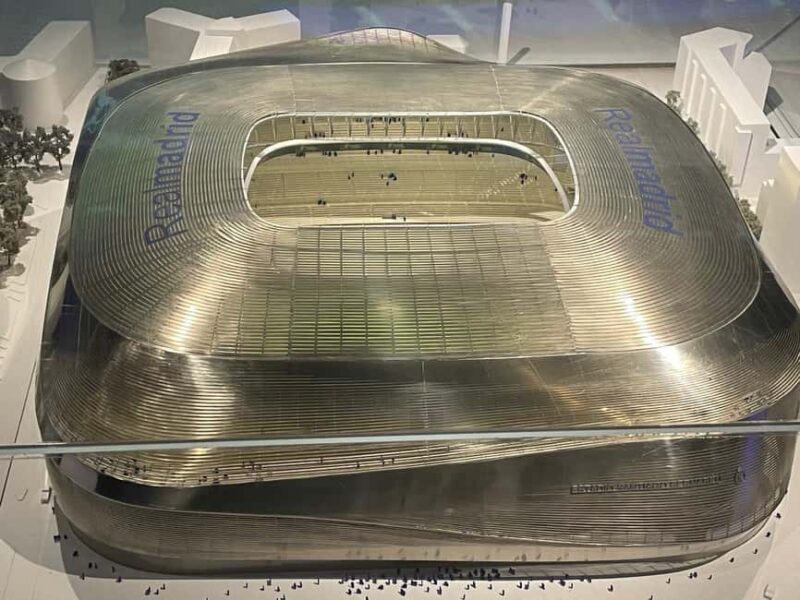 Bernabéu Premium Guided Tour: Passion, Trophies, & the Heart of Real Madrid - Key Points