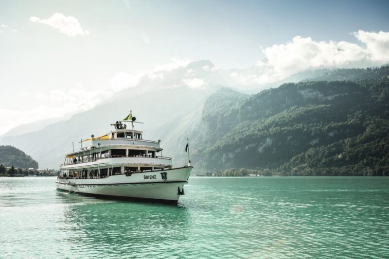 Berner Oberland: Swiss Half Fare & STS Holder 1st Class Pass - Access to Major Mountain Peaks and Scenic Spots