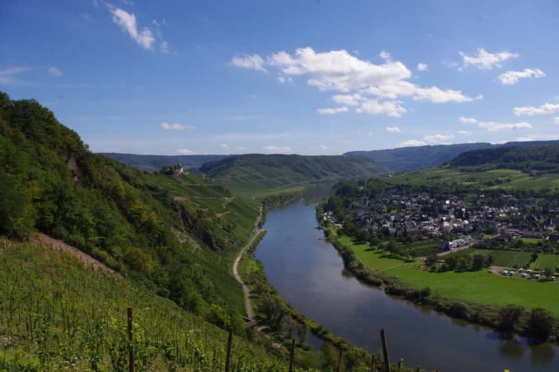 Bernkastel: Boat and covered wagon ride from/to Bernkastel-Kues - Discover an Authentic Day of Wine, Food, and Scenic Views in Bernkastel-Kues