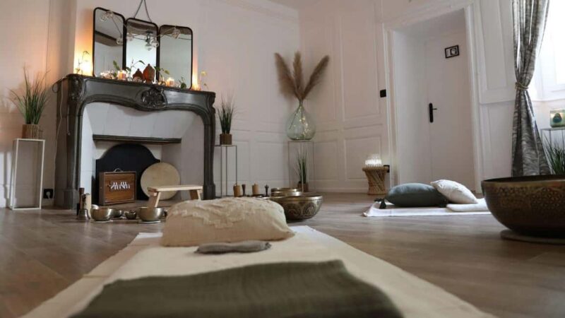 Besançon: Experience a timeless sound journey with the sound of Himalayan bowls - The Sound of Himalayan Bowls from Nepal