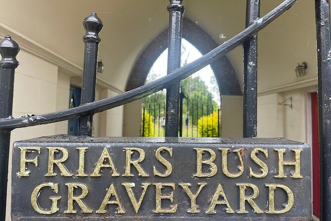 Bespoke Friars Bush Ancient Graveyard Tour - Ulster Museum: Art, Nature, and History Under One Roof