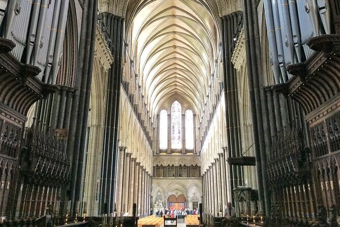 Bespoke private tours of Stonehenge and Avebury by car with local guide - Investigating Silbury Hill, Europes Largest Prehistoric Mound