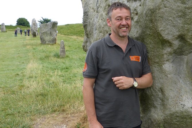 Bespoke private tours of Stonehenge and Avebury by car with local guide - Exploring Old Sarum’s Rich Past