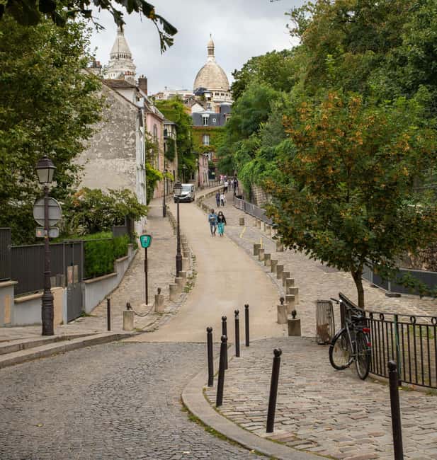 Best Bits of Montmartre - Walking Tour - Discover the Artistic Soul of Montmartre with a Guided Walking Tour