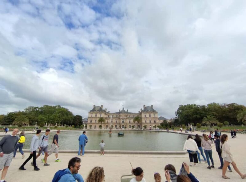Best Bits of Paris: 40 Favourites Walking Tour 5 hours - Discover Paris in 5 Hours: The Best Bits of the City