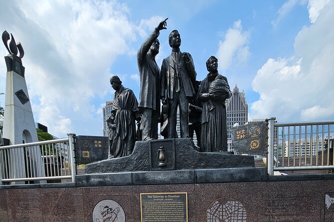 Best Downtown Detroit Historical Walking Tour - Marveling at the Guardian Building