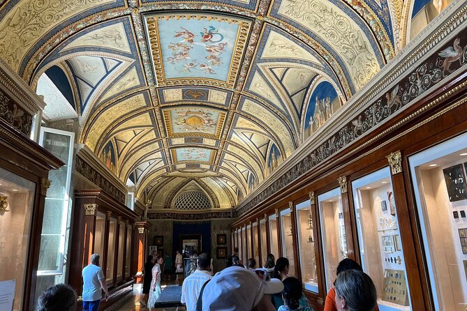 Best Guided Tour To Vatican Museums And Sistine Chapel - Accessibility and Group Size