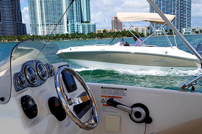 Best Miami self-driving boat rental! - What the Boat Rental Includes and What to Expect