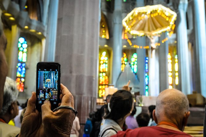 Best of Barcelona and Sagrada Familia Tour with Priority Access - Inside the Sagrada Familia: Gaudí’s Masterpiece