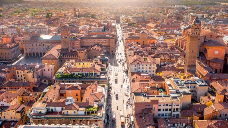Best of Bologna: Private Walking Tour with a Local - Comparing This Tour to Other Bologna Experiences