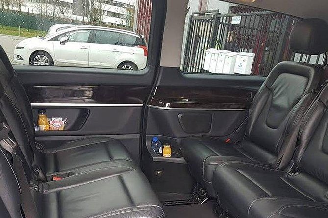 Best of Brussels : Private Luxury Tour - The Royal Palace and Place Royale’s Elegant Neoclassical Architecture