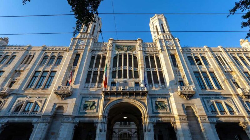 Best of Cagliari: Private Walking Tour with a Local - Navigating the City with Insider Tips