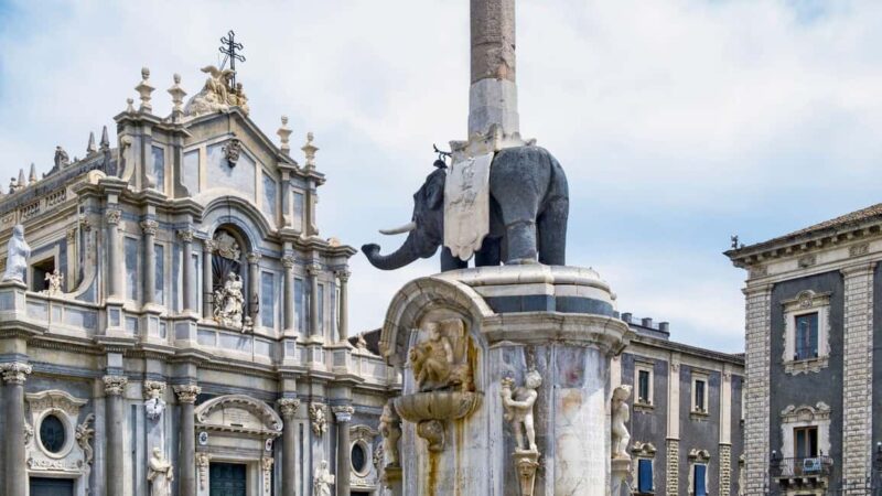 Best of Catania: Private Walking Tour with a Local - Mount Etna Views and Cityscapes