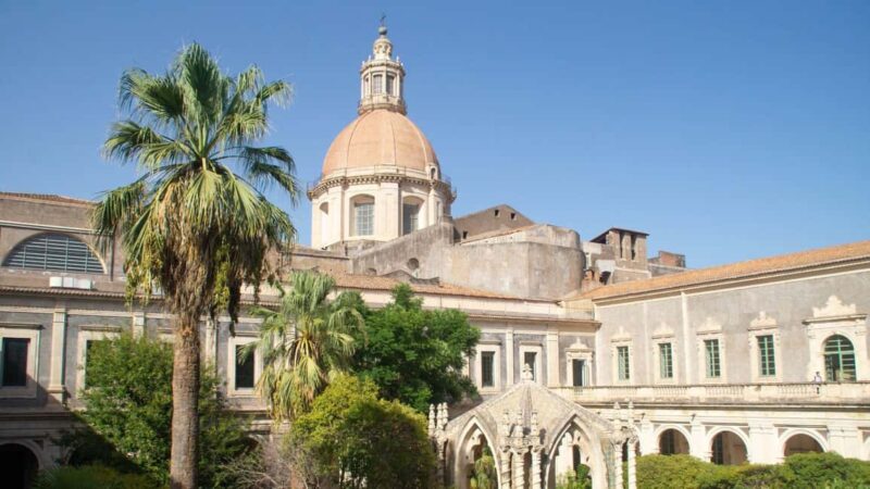 Best of Catania: Private Walking Tour with a Local - Insider Tips for Food, Shopping, and Navigation