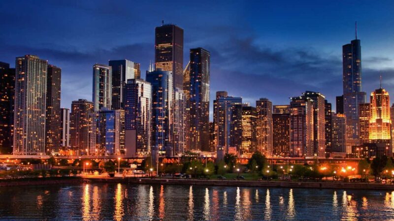 Best of Chicago: Private Walking Tour with a Local - Key Points