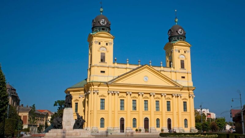 Best of Debrecen: Private Walking Tour with a Local - Personalized Experience and Insider Tips