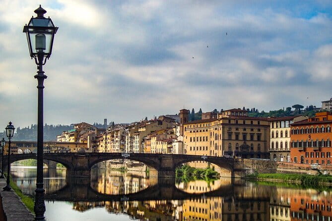 Best Of Florence: 2.5 hours Audio Guided Walking Tour with Host - The Magnificence of Piazza del Duomo
