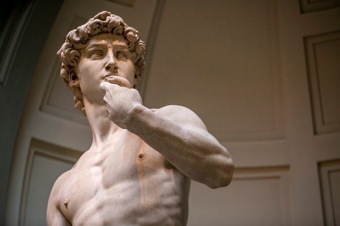 Best of Florence Highlights Walking Tour including Michelangelo's David - Walking Over the Historic Ponte Vecchio