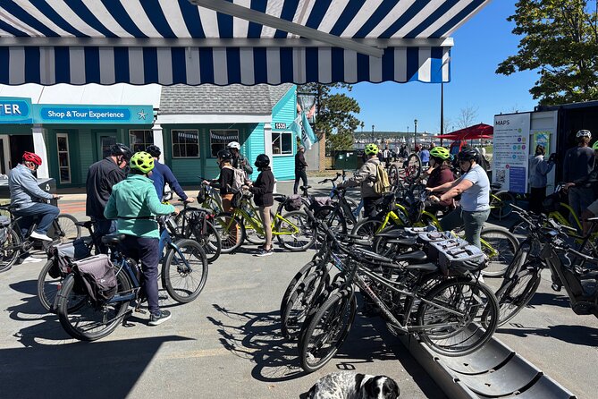 Best of Halifax 3 Hr Ebike Tour with Tour Guide - Cycling Around the Halifax Citadel and Learning Its History