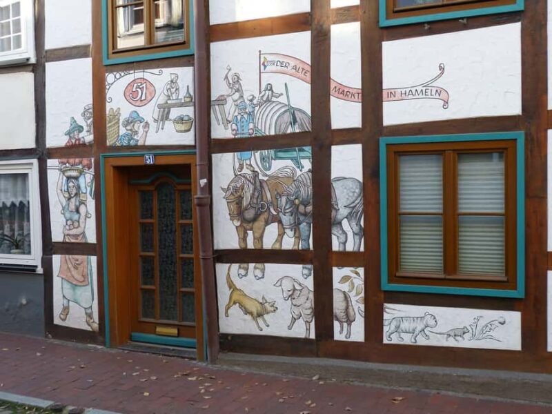 Best of Hamelin Walk Tour with a Professional Guide - Key Points