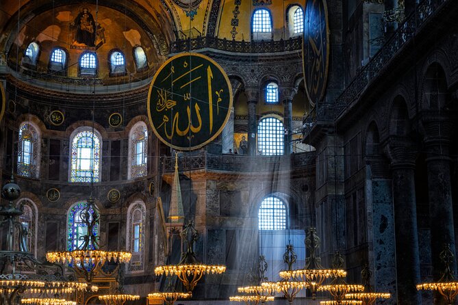 Best of Istanbul Tour - The Hagia Sophia and Hippodrome Square