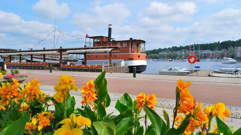 Best of Lappeenranta: Private Walking Tour with a Local - Visiting the Historic Lappeenranta Fortress and Museum