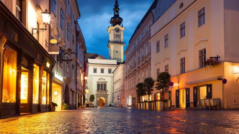 Best of Linz: Private Walking Tour with a Local - Discover Linz with a Custom Private Walking Tour Led by a Local