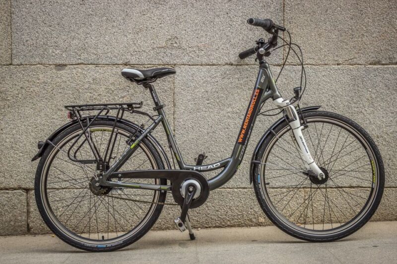 Best of Madrid: 3-Hour Guided Bike Tour in Small Groups - Exploring Madrid’s Cultural Hotspots: CaixaForum and Las Letras Quarter