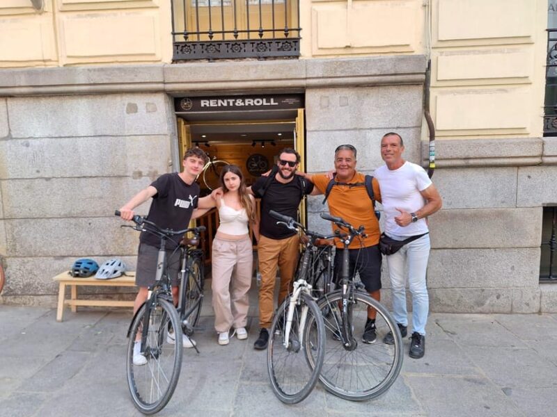 Best of Madrid: 3-Hour Guided Bike Tour in Small Groups - Visiting the Historic Plaza Mayor and El Madrid de los Austrias