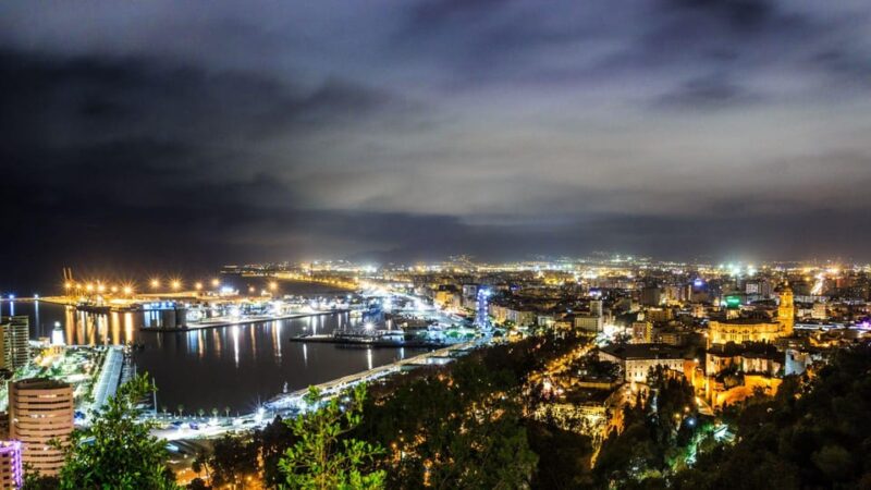 Best of Málaga: Private Walking Tour with a Local - Flexibility and Personalization with an Experienced Guide