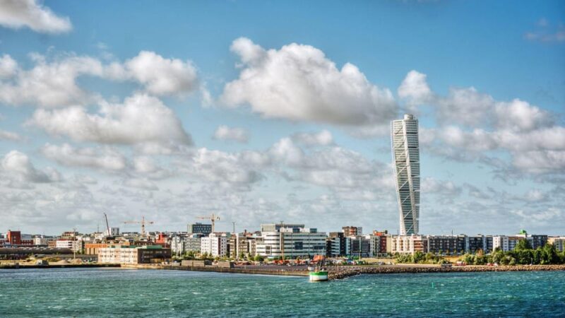 Best of Malmö: Private Walking Tour with a Local - Exploring Kungsparken: Malmö’s Tranquil Green Space