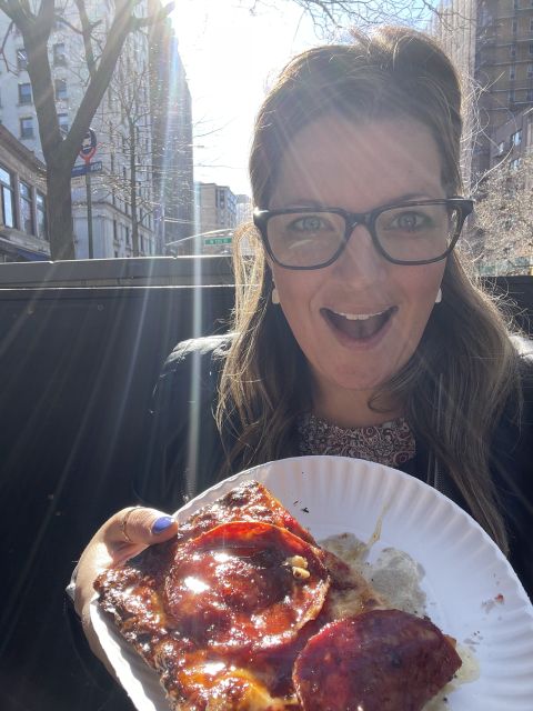 Best of Manhattan: Pizza Crawl - Discover Manhattan’s Iconic Pizza Spots with a Curated Route