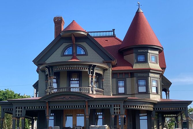 Best of Martha's Vineyard 3 hour Full-Island Tour - Insights from the Guides and Tour Atmosphere