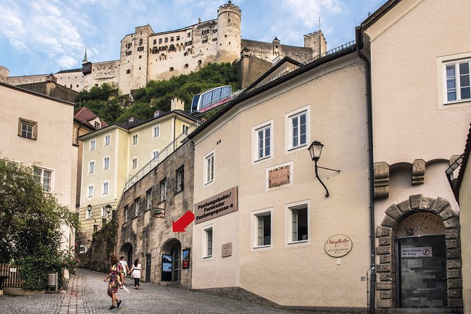 Best of Mozart Concert and Dinner or VIP Dinner at Fortress Hohensalzburg - The Best of Mozart Concert: Performers and Musical Highlights