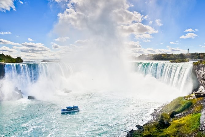 Best of Niagara Falls USA Tour with Cave & Maid of the Mist Boat - Key Points