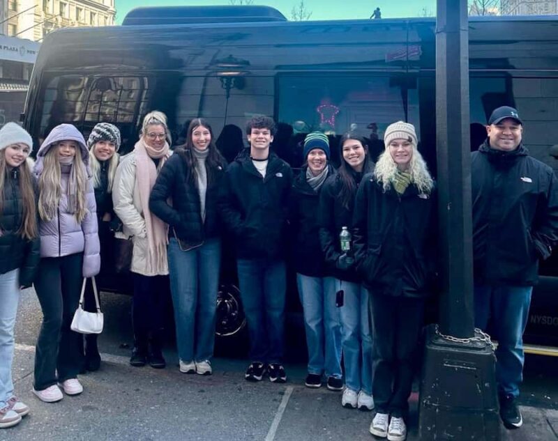 Best of NYC: Top-Rated Gossip Girl Tv Locations Bus Tour - Visiting Iconic Manhattan Filming Locations