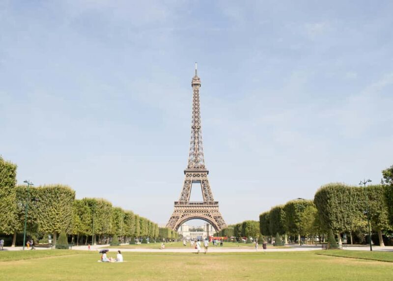 Best of Paris: Eiffel Tower & Versailles Palace Guided Tour - Starting at the Eiffel Tower with Included Access
