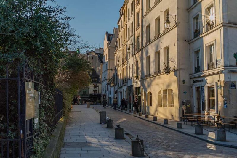 Best of Paris on Private Tour - Discovering Neighborhood Charm in Montmartre and the Latin Quarter