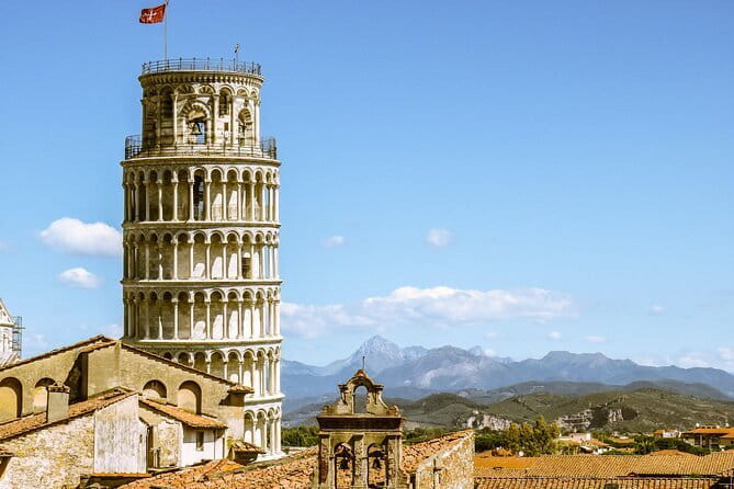 Best of Pisa in 4 hours - from Florence by Train - The Guides Role in Bringing Pisas History to Life