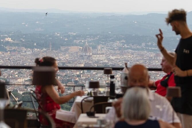 Best of Pisa, Lucca, Volterra: Small Group Tour from Florence - Discover Lucca’s Renaissance Walls and Historic Squares