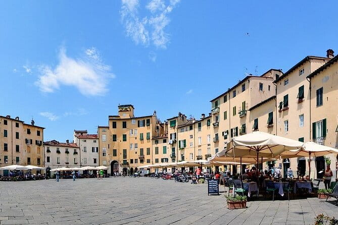 Best of Pisa, Lucca, Volterra: Small Group Tour from Florence - Food and Tasting Experiences in Lucca