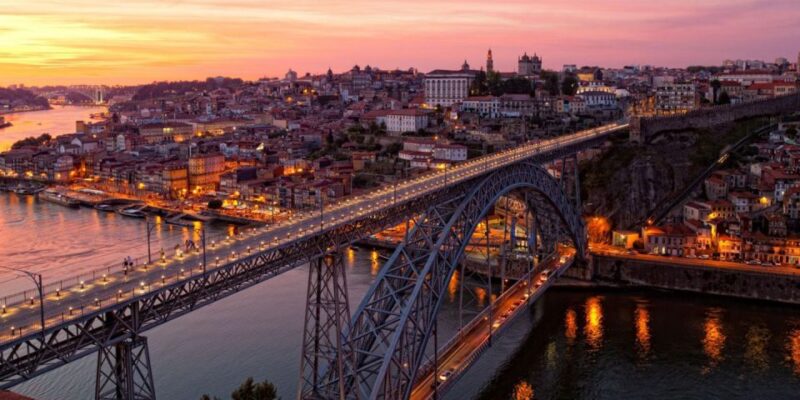 Best of Porto - Private Tour from Lisbon - Exploring Porto’s Best Viewpoints and Historic Center