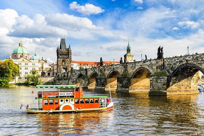 Best of Prague Private Walking Tour (Left and Right Riverbank) - Exploring Prague Castle and the Lesser Quarter