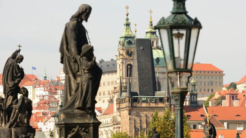 Best of Prague: Private Walking Tour with Local - Strolling Through the Atmospheric Jewish Quarter