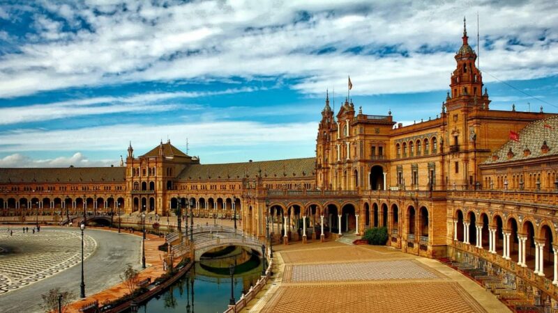 Best of Seville: Private Walking Tour with Local - Seville’s Most Famous Landmark: Plaza de España as Your Starting Point