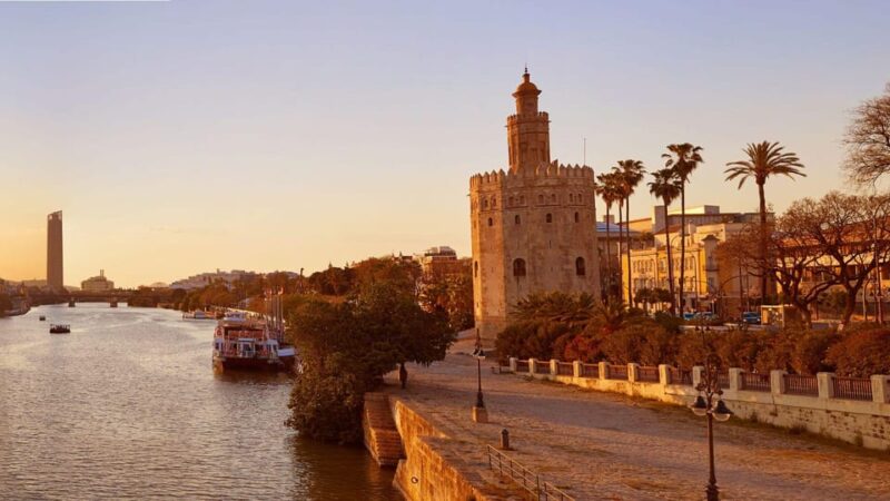 Best of Seville: Private Walking Tour with Local - Insider Tips and Local Recommendations from a Friendly Resident