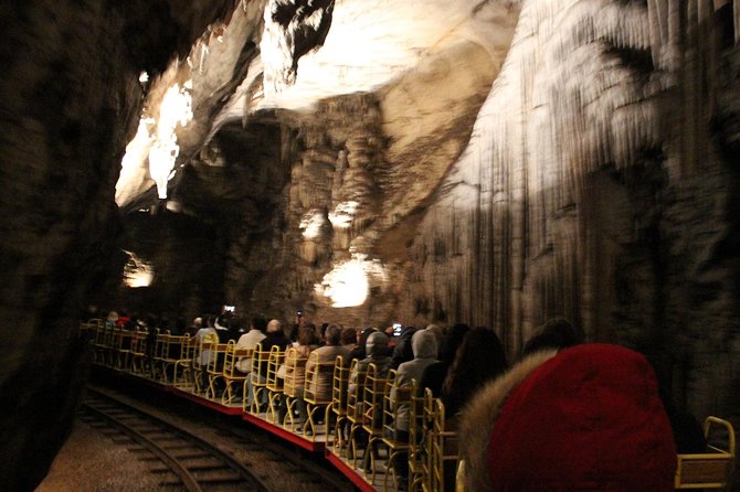 Best of SLOVENIA - Bled + Postojna + Ljubljana - Day Tour from Zagreb - Explore Slovenia with a Private, Fully Customizable Tour from Zagreb